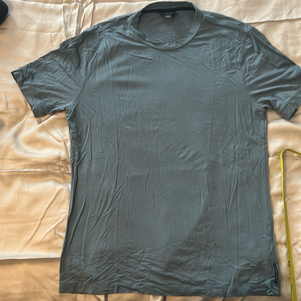 Emporio Armani t-shirt in men’s medium
